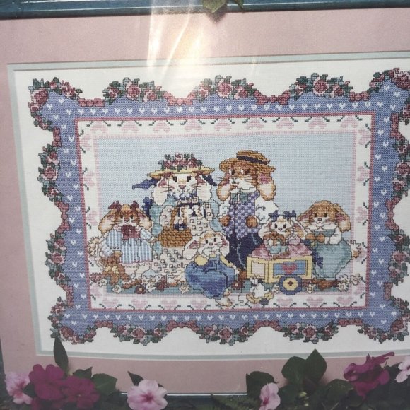 Something Special Bunny Family Portrait Counted Cross Stitch Kit 50777 - Picture 2 of 4